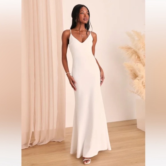 Lulus infinit glory white maxi dress Sz L nwot - Picture 1 of 4